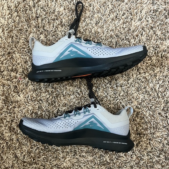 Nike Pegasus Trail 4 “Nike By You” - Picture 2 of 7